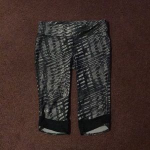 Under Armour cropped leggings s